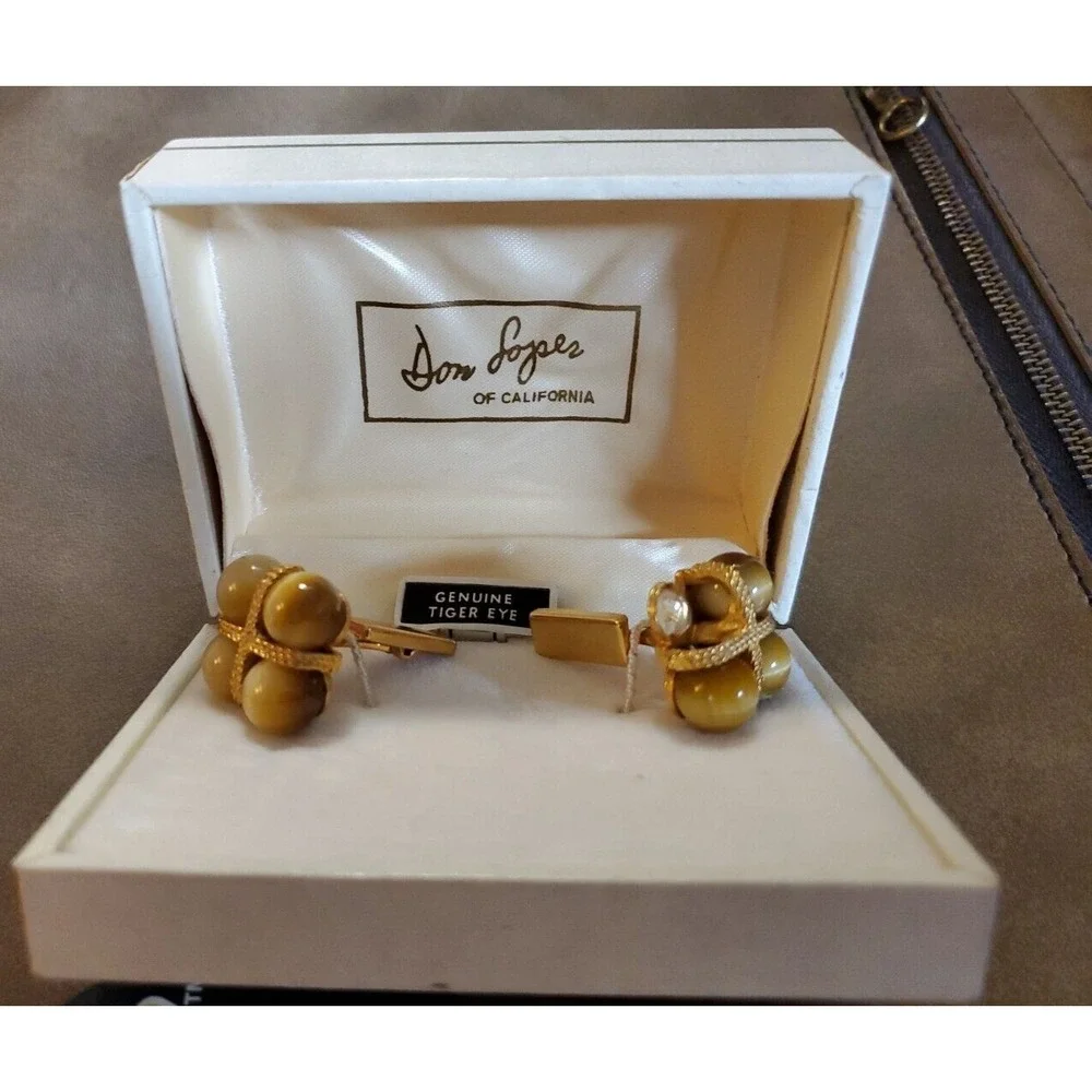 Vtg 1960's‎ Tiger Eye Cufflinks Don Loper of California Mens Goldtone Flaw Read